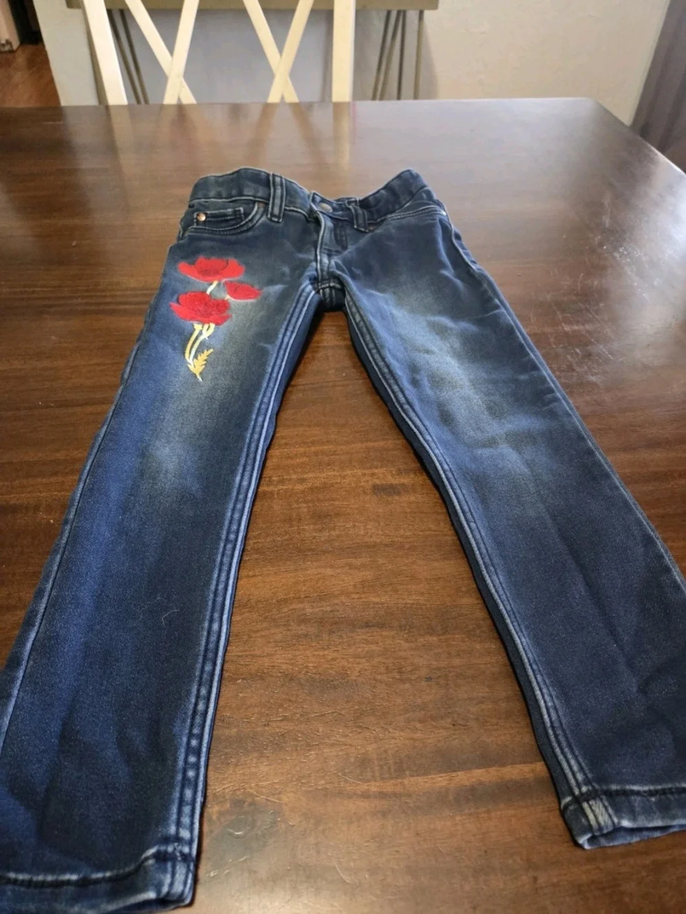 Osh Kosh 5t Jeans With Embroidered Flowers, Adjustable Waist